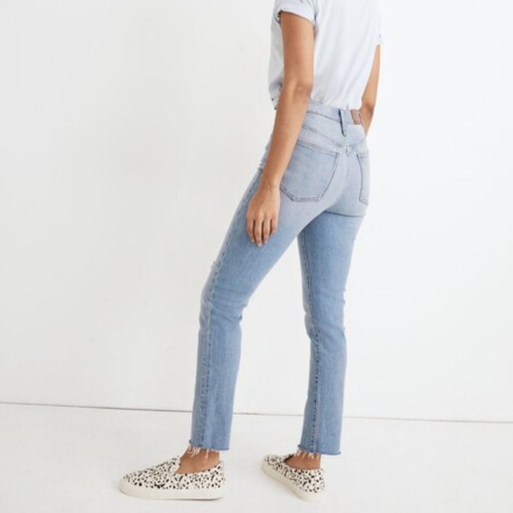 Madewell Petite Perfect Vintage Jeans Worn In Ripped Distressed Raw Hem 26P - Picture 2 of 12